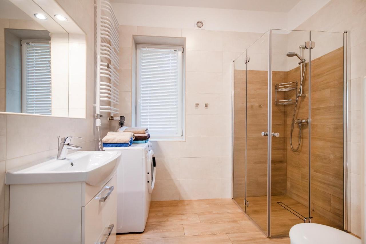 Apartament Pod Zaglem Z Widokiem Na Jezioro, Oczy Mazur Giżycko Esterno foto